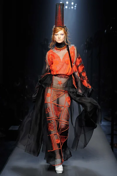 Look 51